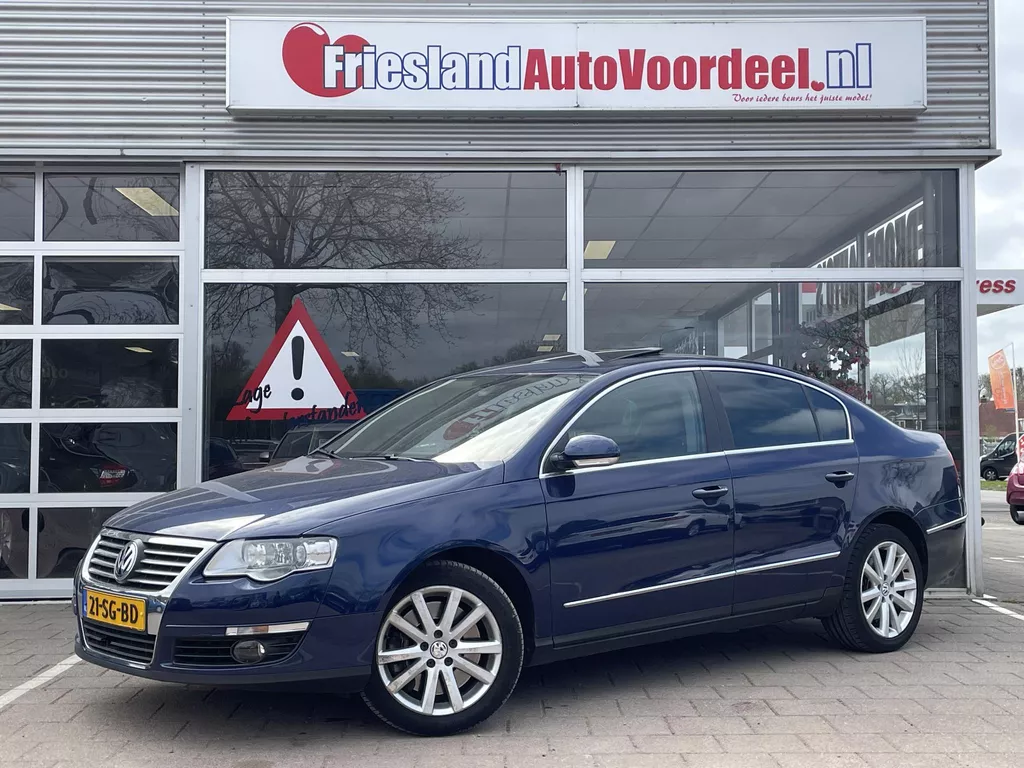 Volkswagen Passat 3.2 V6 Highline 4M Automaat/Cruise/Volleder/Schuif-kanteldak/Stoelverwarming voor- en achter/