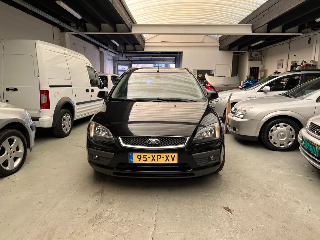 Ford Focus Wagon 1.8-16V Ambiente Flexifuel