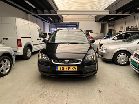 Ford Focus Wagon 1.8-16V Ambiente Flexifuel