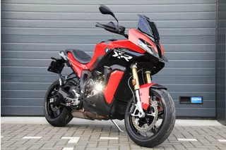 BMW S 1000 XR 2024 | 3900 km | BTW | LED verstralers | Alle pakketten | Meer foto's volgen