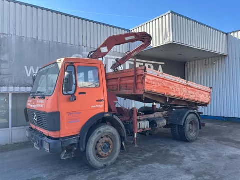 Mercedes-Benz 1617 , 6 Cylinder , 3 Way Tipper / Crane