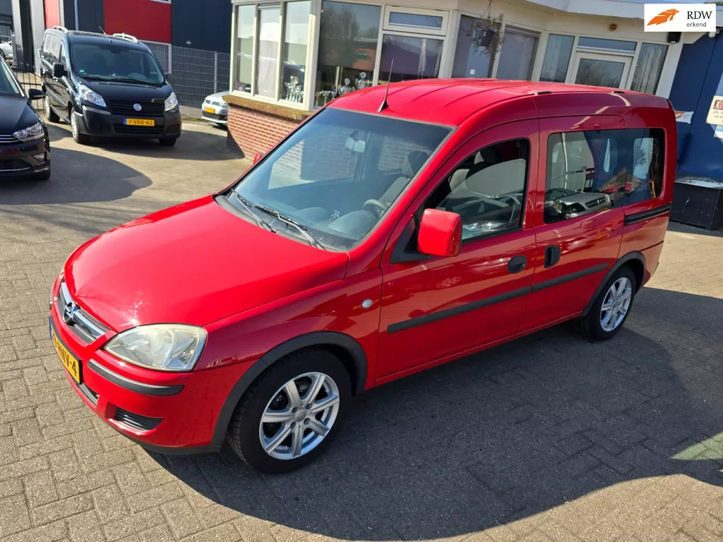 Opel Tour 1.4-16V Enjoy