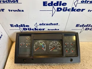 3182231 / 20401480 / 20528790 INSTRUMENT CLUSTER
