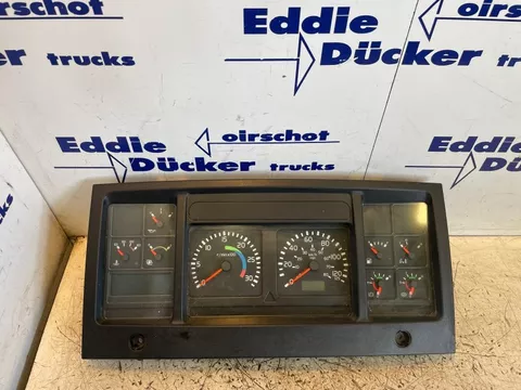 3182231 / 20401480 / 20528790 INSTRUMENT CLUSTER