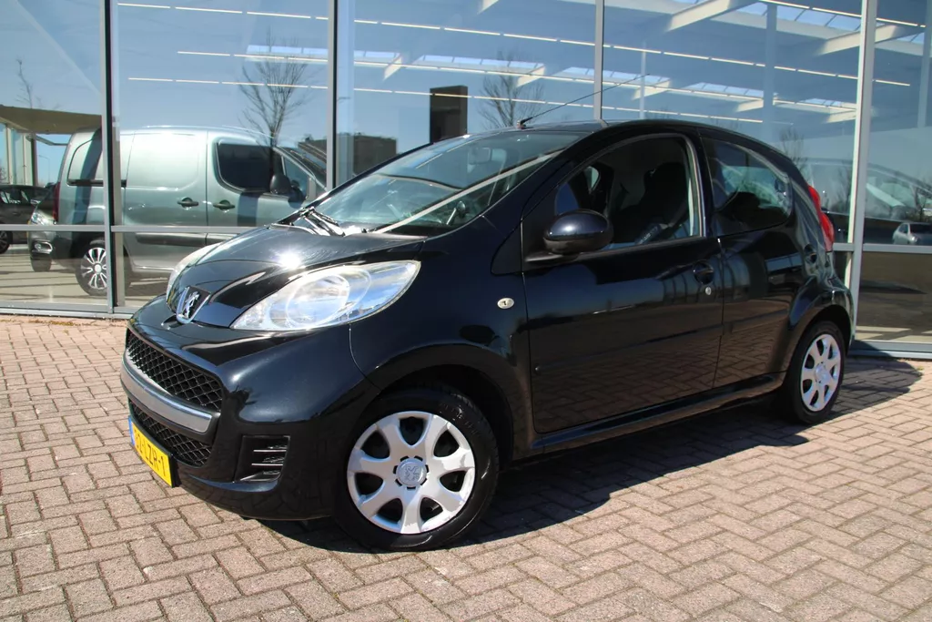 Peugeot 107 1.0-12V XS 5-drs Automaat Premium Pack Airco