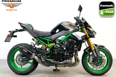 Kawasaki Z900 SE PERFORMANCE