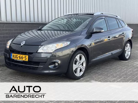 Renault M&eacute;gane Estate 2.0 Dynamique Automaat | Panoramadak | Trekhaak