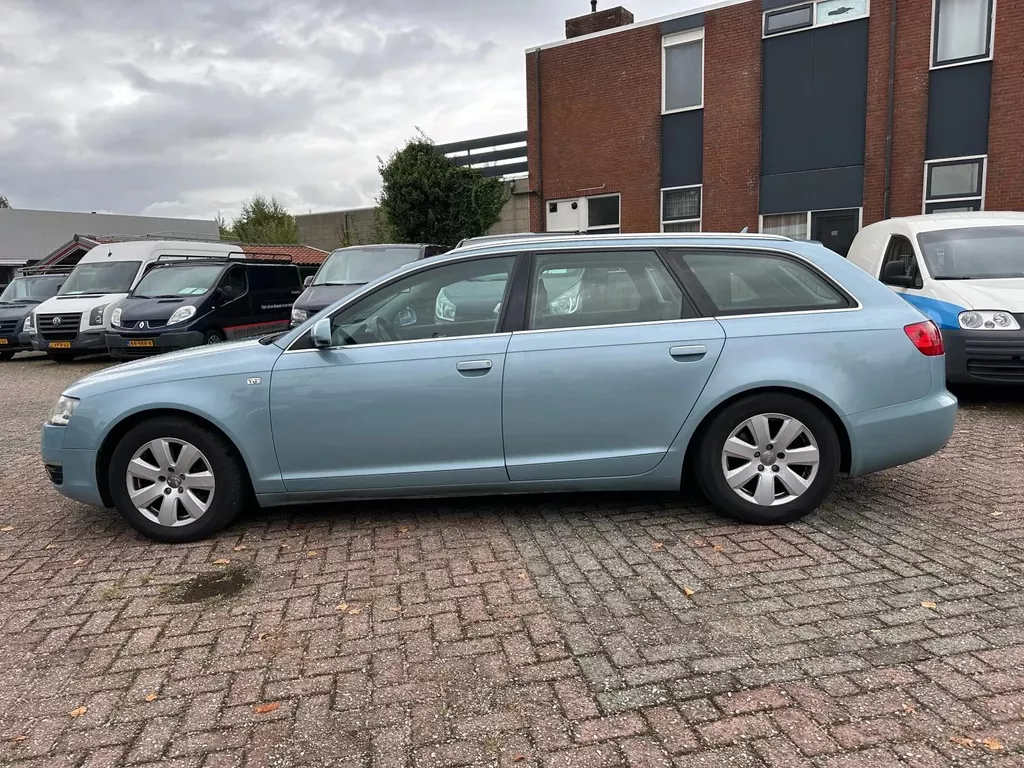 Audi AUDI A6 AVANT,3.2FSi,LPG,QUATTRO,1749,-