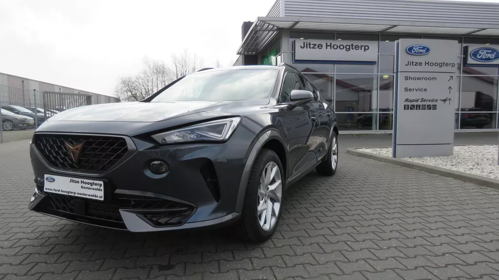 CUPRA Formentor 1.4 TSI e-Hybrid Essential ACC, LANE ASSIST, STUUR/STOELVERWARMING, APPLE CARPLAY/ANDROID AUTO, 2.650KM