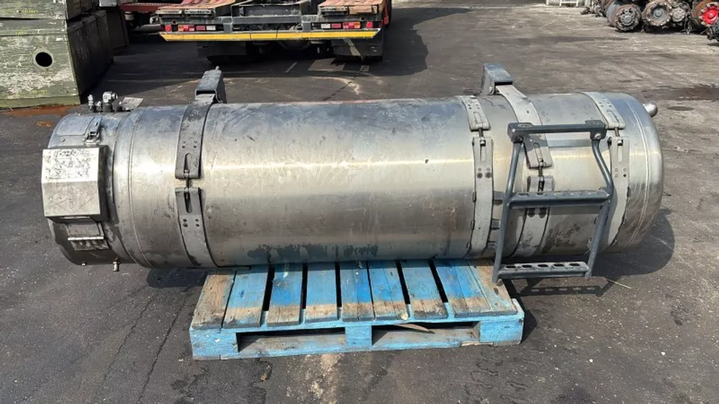 Iveco 5802217069 LNG RESERVOIR