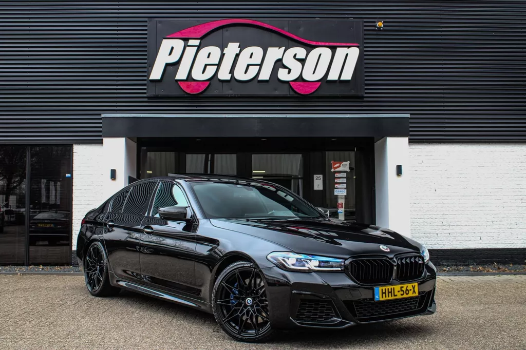 BMW 5-serie M550xd 460PK M-Pakket M5 LASER DEALER OH B&amp;W VOL