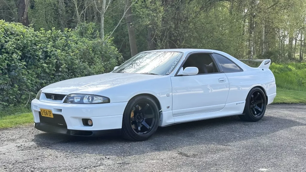Nissan Skyline R33 GTR Serie 3 CARBON - NISMO
