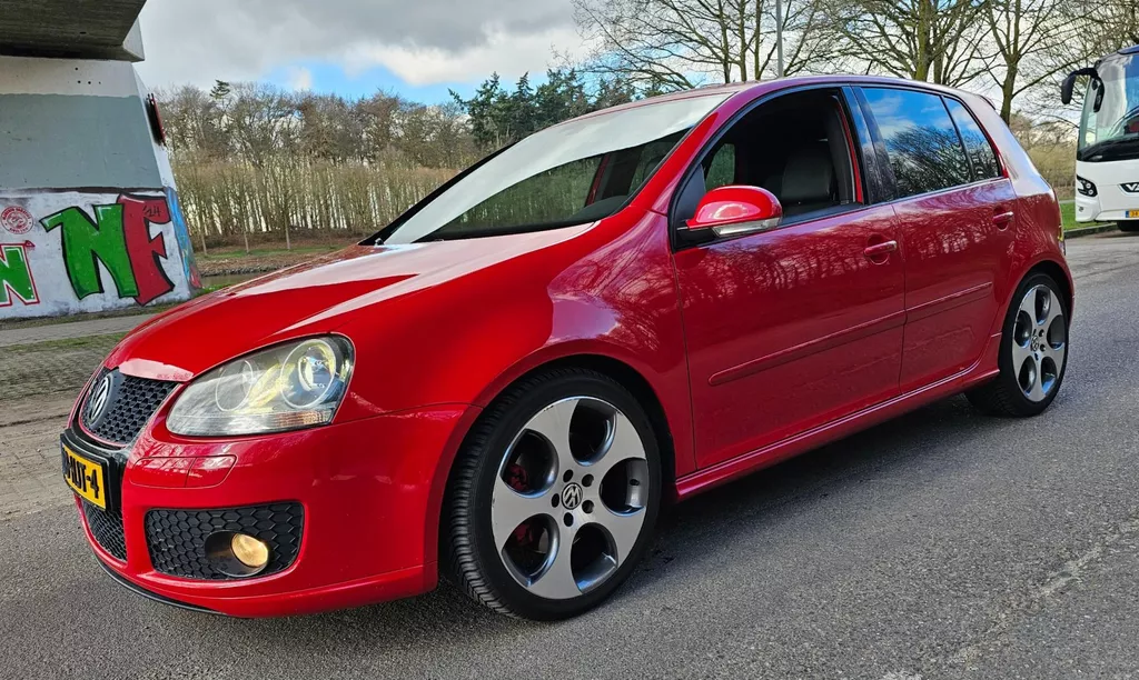 Volkswagen Golf 2.0 TFSI GTI Edtion 240 NR 177/300 Automaat