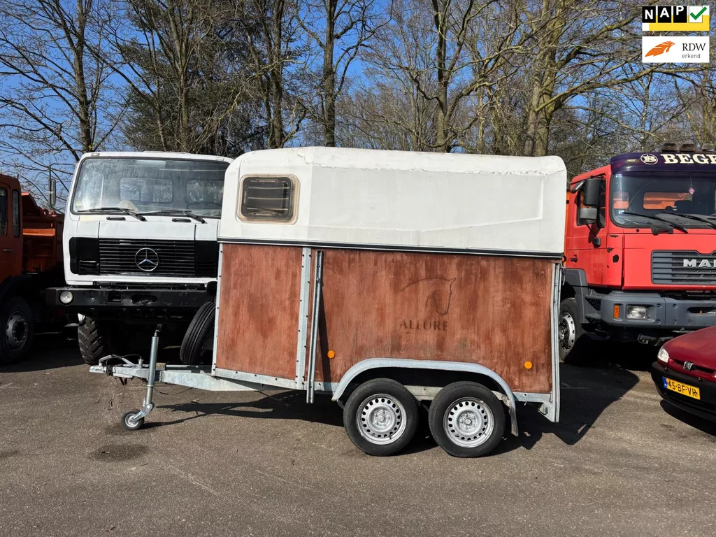 Abl PF 2 Bockmann paardentrailer | dubbel asser | nette staat!