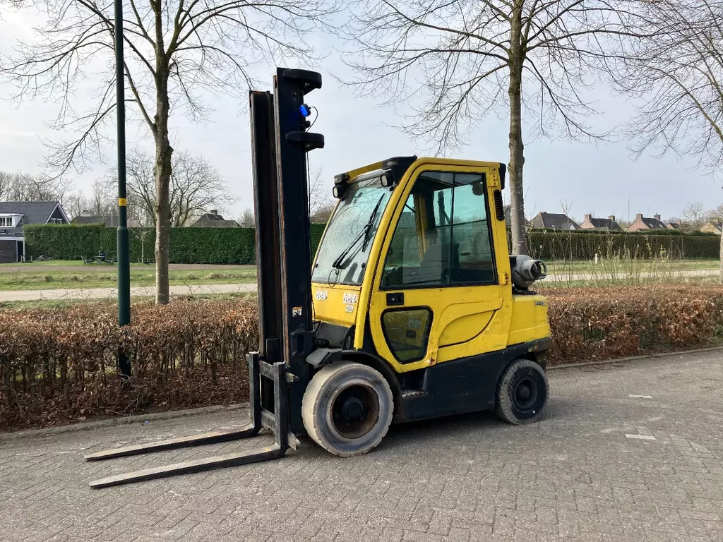 te koop hyster gas heftruck H3.0FT