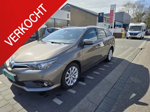 Toyota Auris Touring Sports 1.2T sport Edition S+ 5 deurs, navigatie, aur camera, cruise control, sportvelgen