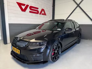 Skoda Octavia Combi 2.0 TSI RS 230 Business Pano,Trekhaak,camera,Sportstoelen,Dab,CarPlay,Lane-assist etc.
