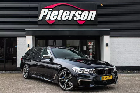 BMW 5-serie Touring M550d xDrive PANO DEALER OH ALLE OPTIES