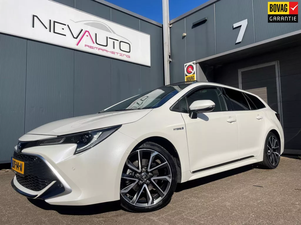 Toyota Corolla Touring Sports 2.0 Hybrid Premium SCHUIFKANTELDAK HUD JBL