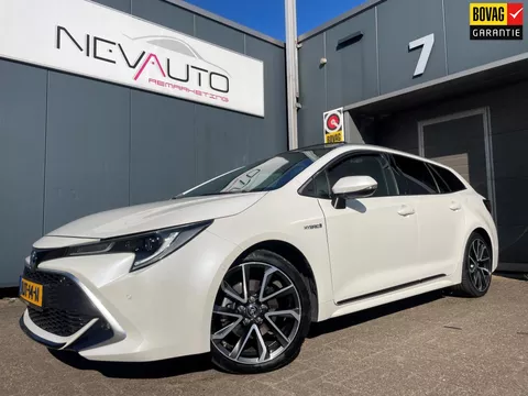 Toyota Corolla Touring Sports 2.0 Hybrid Premium SCHUIFKANTELDAK HUD JBL Toyota Corolla Touring Sports 2.0 Hybrid Premium SCHUIFKANTELDAK HUD JBL