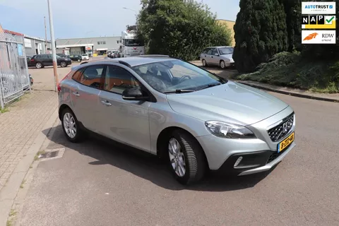 Volvo V40 CROSS COUNTRY Apk 5/2026, Garantie