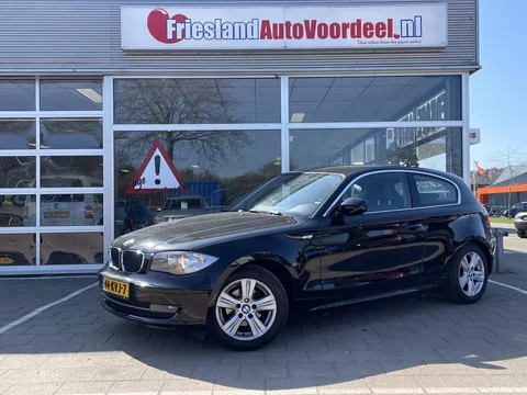 BMW 1-serie 116i Business Line Style /Climate/Cruise/Comfort stoelen/Navi/