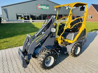 Eurotrac W11 Rops met bak
