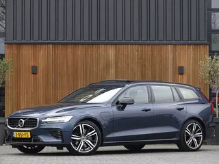 Volvo V60 T8 390PK / AWD / B&amp;W / 2020 / LED