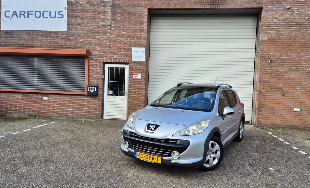 Peugeot 207 SW Outdoor 1.6 VTi XS APK 3e eigenaar Pano Trekhaak Leder Cruise NAP