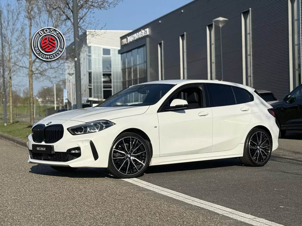 BMW 1-serie 118i High Executive M sport AUT Headup