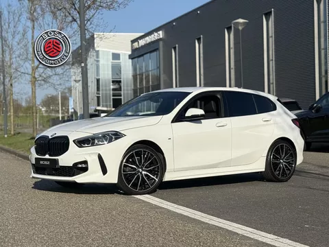 BMW 1-serie 118i High Executive M sport AUT Headup BMW 1-serie 118i High Executive M sport AUT Headup