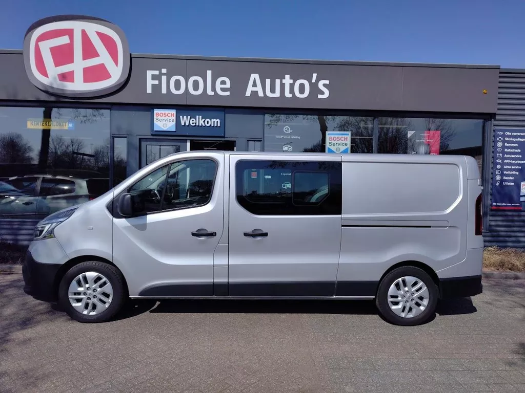 Renault Trafic III 2.0 dCi 145 L2H1 DC Autom. Full LED, Camera, LM 17&quot;, dubbele schuifdeur, Navi, stoelverw.