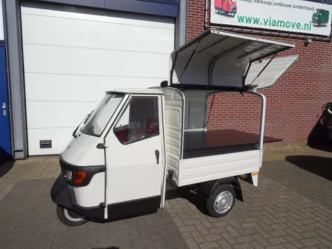 Piaggio Ape 50 Ape 50 Van 1x zijklep en werkblad(FOODTRUCK/RECLAME)