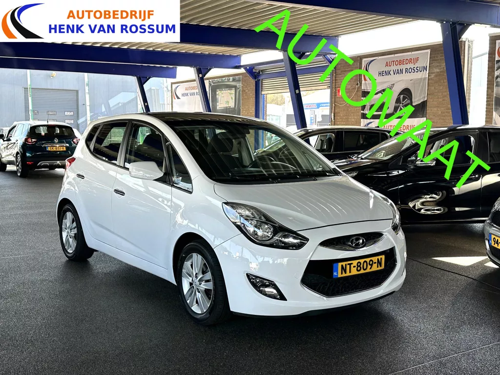 Hyundai ix20 1.6i i-Catcher Automaat | Trekhaak | Navi | Cruise | Panoramadak.