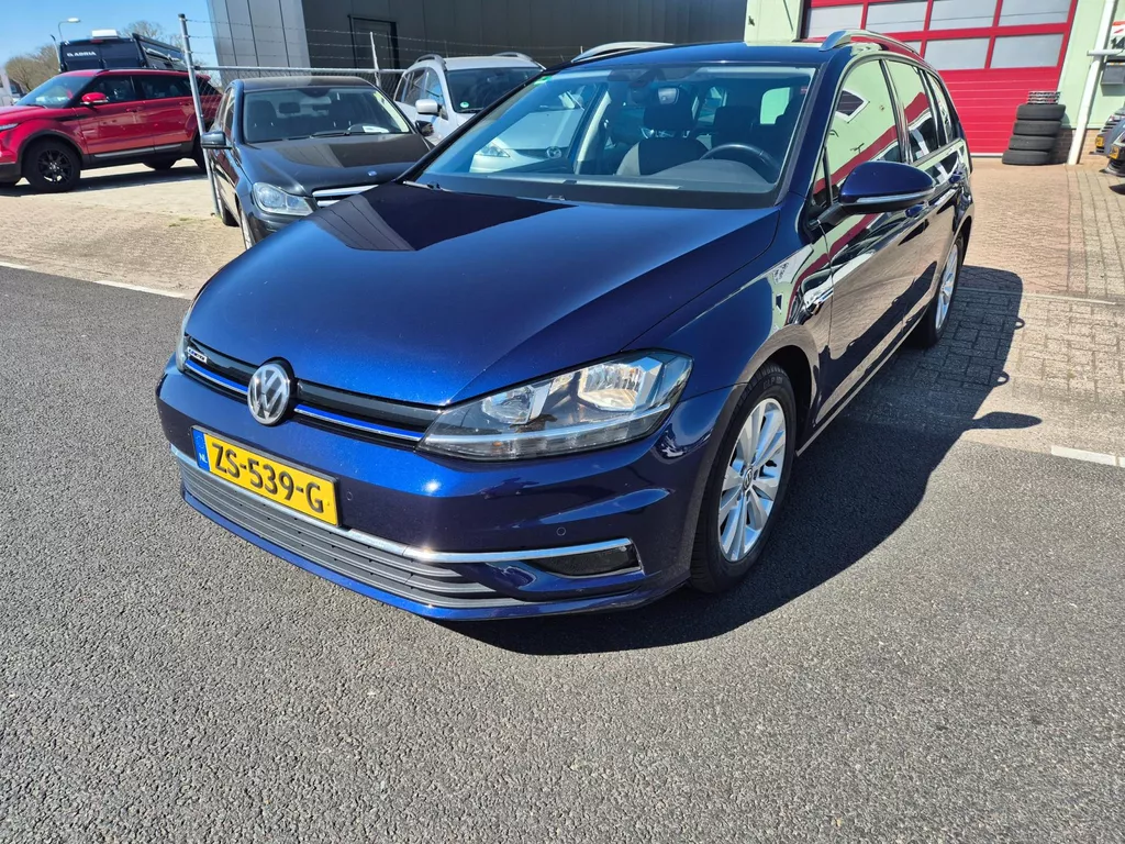 Volkswagen Golf Variant 1.5 TSI Business 6Bak Cockpit Navi Nap Apk 09-26