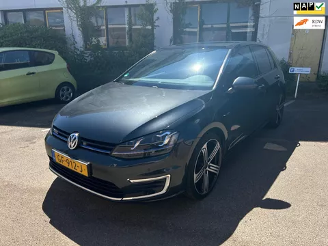 Volkswagen Golf 1.4 TSI GTE/ Camera/ Carplay/ Open dak