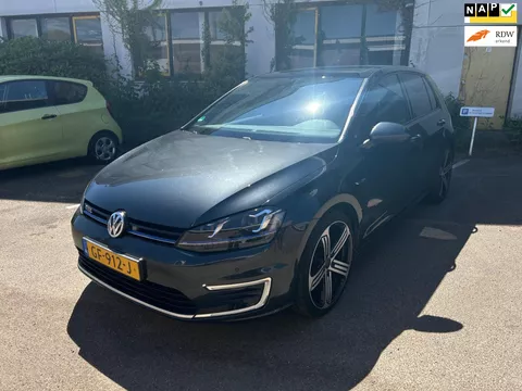Volkswagen Golf 1.4 TSI GTE/ Camera/ Carplay/ Open dak