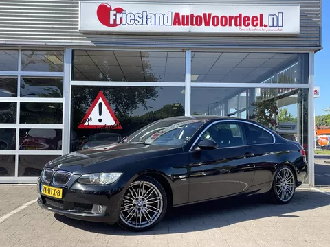 BMW 3-serie Coup&eacute; 325i High Executive / 6 cilinder / Handgeschakeld / Liefhebbersauto / 2009