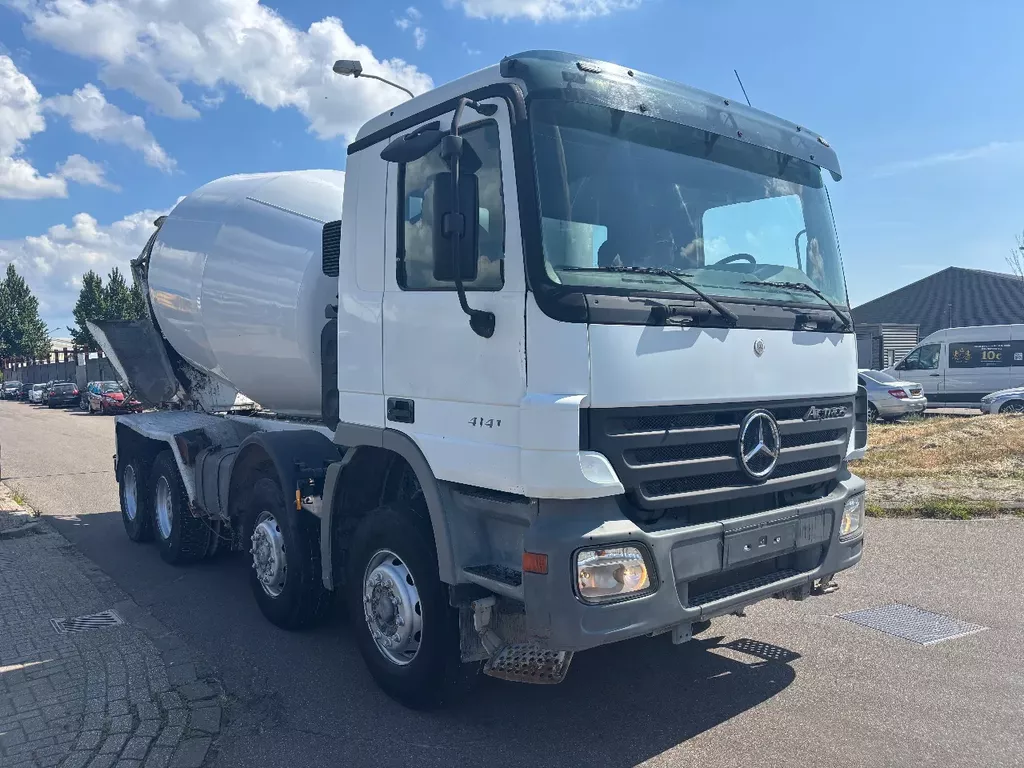 Mercedes-Benz Actros 4141