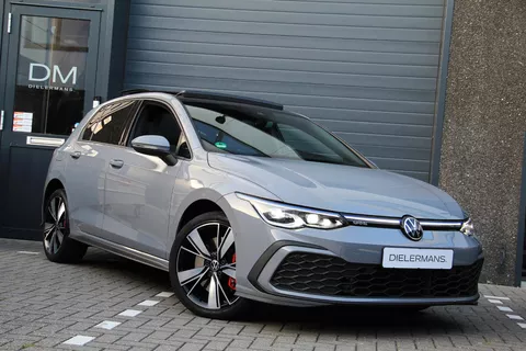 Volkswagen Golf 1.4 eHybrid GTE Dolphin Grey | Panorama dak | IQ lights voor en achter | Vol | Liefhebbersauto Volkswagen Golf 1.4 eHybrid GTE Dolphin Grey | Panorama dak | IQ lights voor en achter | Vol | Liefhebbersauto