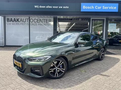 BMW 4 Serie Coup&eacute; 430i High Executive | M Pakket | ACC | 18&quot; | Leer