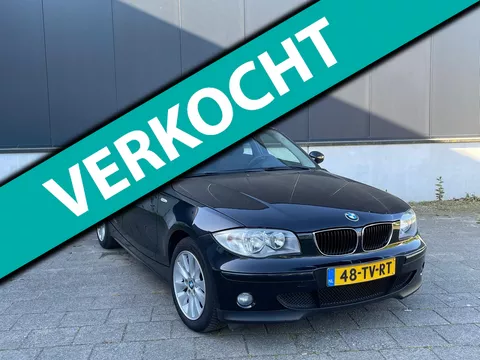 BMW 1-serie 118i High Executive 6 versnellingen,climatronic,cruise control,nieuwe APK