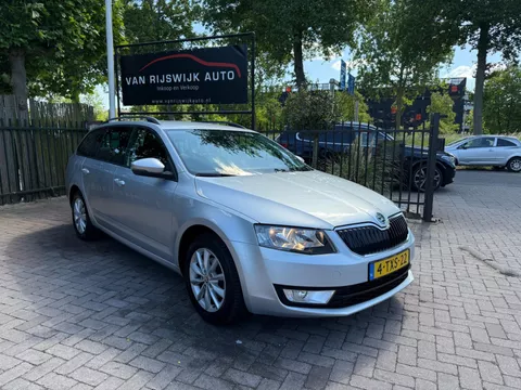 Skoda Octavia Combi 1.2 TSI Greentech Ambition Nav Nwe Distr Clima Odc Dealer Ond