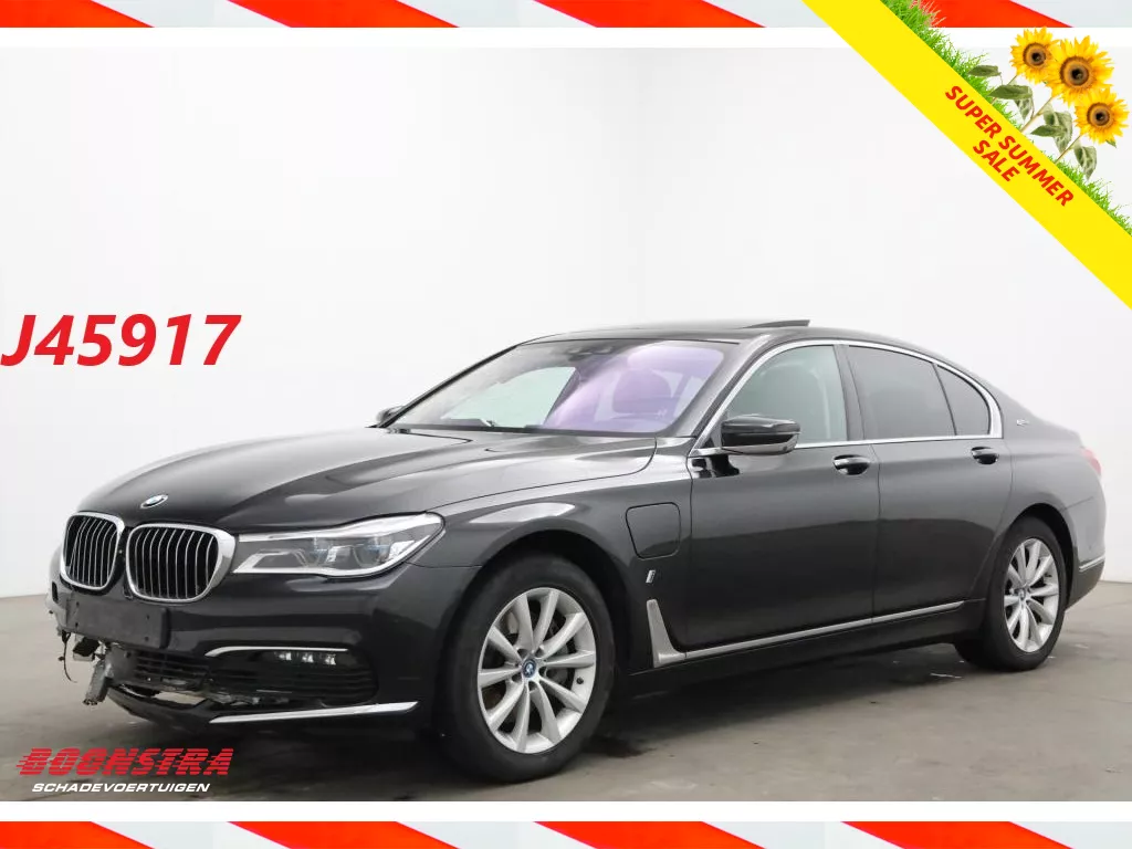 BMW 7 Serie 740e iPerformance Massage HUD Memory LRHZ ACC Camera 134.474 km!
