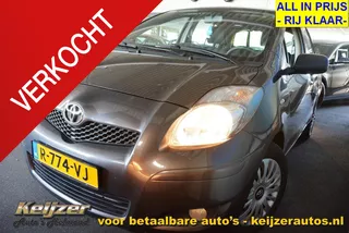 Toyota Yaris 1.3 VVTi Aspiration Automaat!