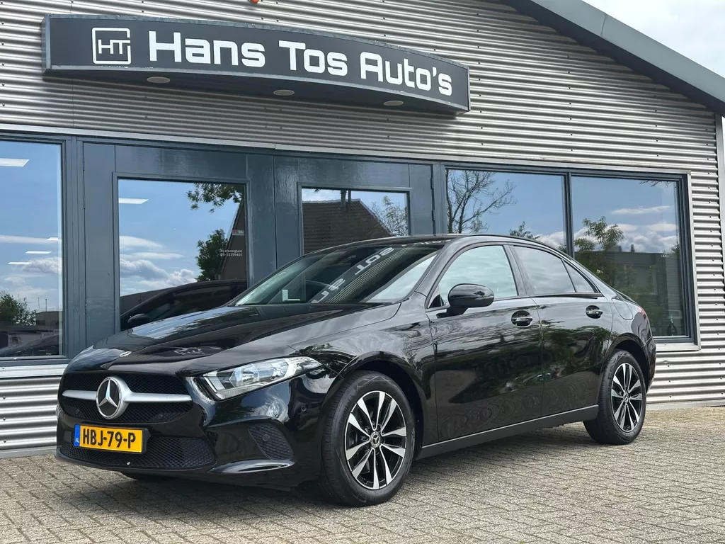 Mercedes-Benz A-klasse 250 e Business Line / Plug-in Hybrid / Virtual / NAVI