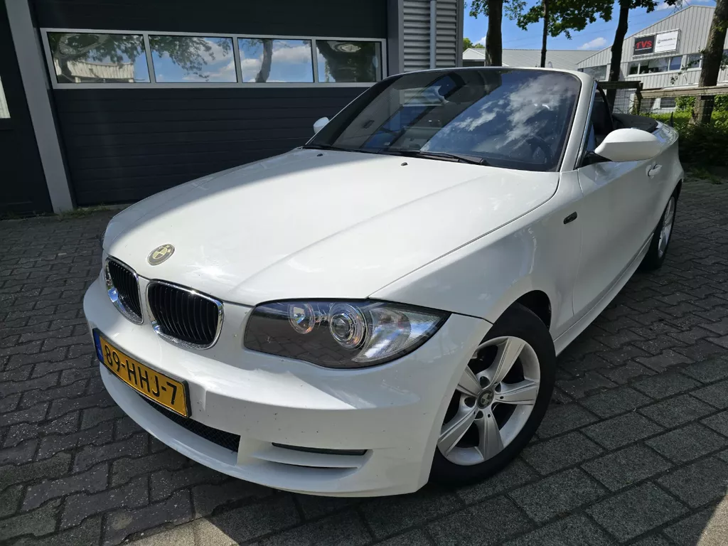 BMW 1 Serie CABRIO 118I HIGH EXCUTIVE