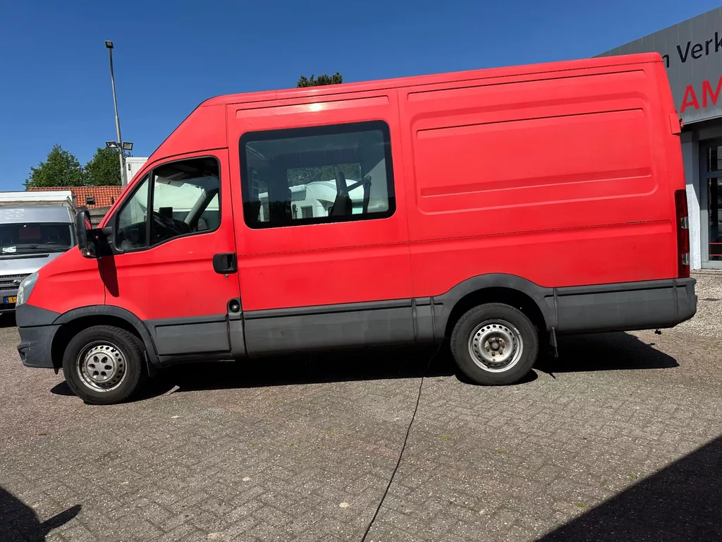 Iveco Daily 2.3D,E5,107kw/145pk,AUT.AC,DUB.CAB.