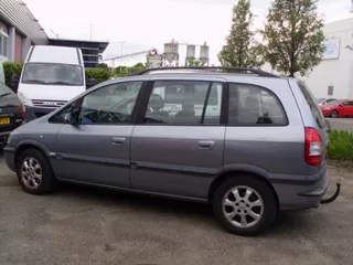 Opel Zafira 1.8-16V Elegance 7 SET MET AIRCO