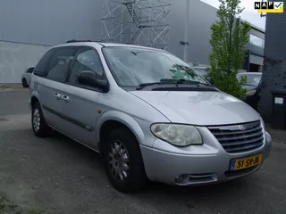 Chrysler Voyager 3.3i V6 SE Luxe 7set automaat met airco APK 06-2027